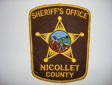 FOUR HURT IN NICOLLET COUNTY CRASH