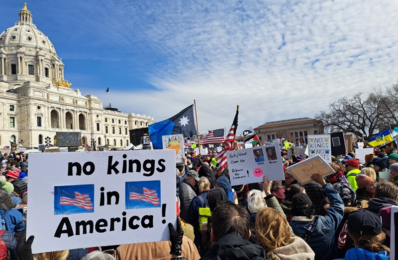 Estimated 200K Attend No Kings Rally at MN State Capitol
