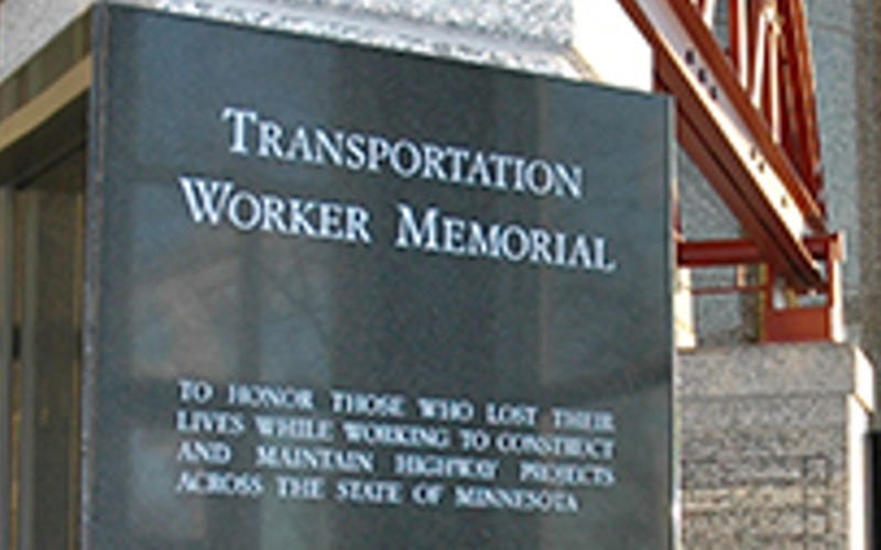 MnDOT Honors Fallen Transportation Workers