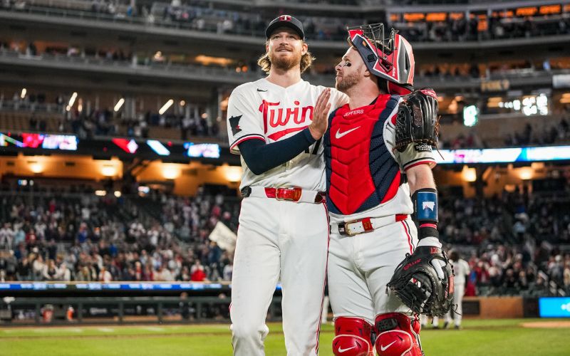 Ober throws a “Maddux”, Twins win